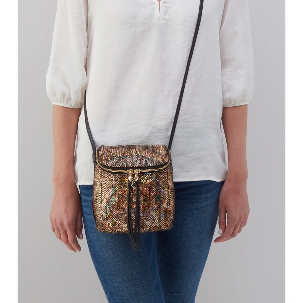 HOBO Fern convertible Backpack/Crossbody NWT - Picture 3 of 10